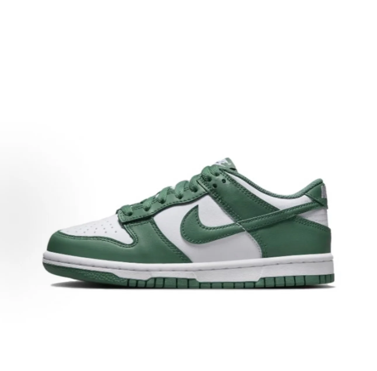Nike Dunk Low Retro「Michigan State」（白綠）