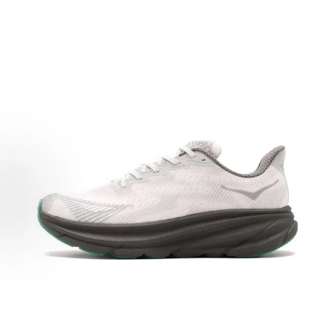 HOKA Clifton 9 GORE-TEX「Stealth Tech」防水