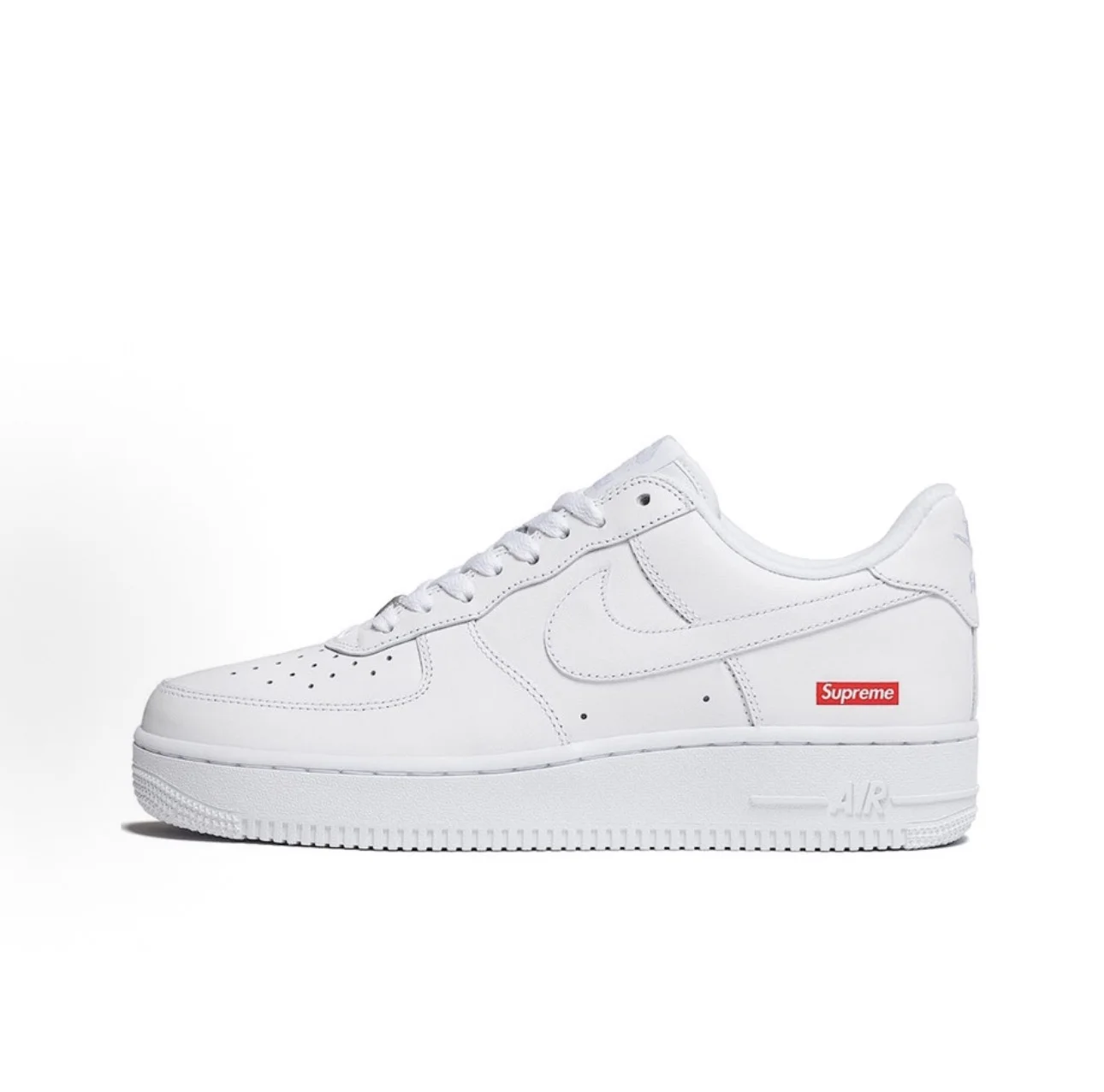 Supreme × Nike Air Force 1 Low「白」